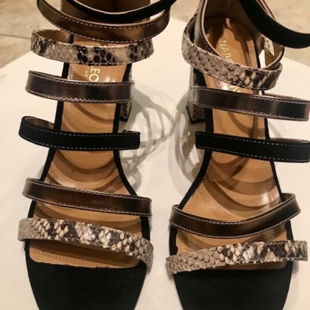 Napoleoni Leather strappy sandals